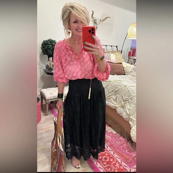 Aratta Pink Blouse with Textured Design - Picture 14 of 16